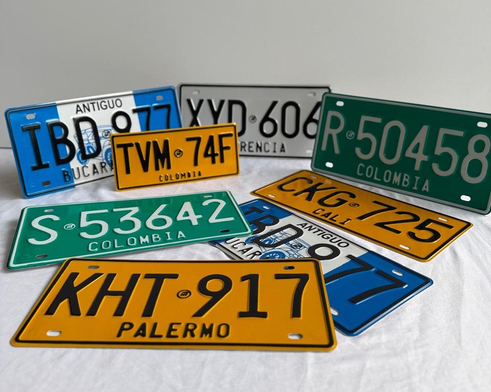 Placas vehiculares Colombia